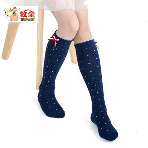 牧童童裝春秋款女童波點(diǎn)蝴蝶結(jié)中筒襪 點(diǎn)亮2-13歲寶貝的穿搭時(shí)光